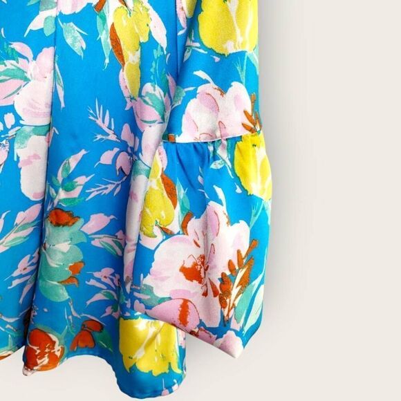 Umgee Womens Top Sz Small Oversized Blue Floral Puff Sleeves Coquette Whimsicore - Picture 7 of 9